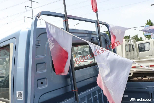 Foton Xiangling Q monocoque Confort 1.6L 120 ch 4X2(6 roues) essence 2,5 m micro camion plateau double cabine Carrosserie (2) | 86Trucks