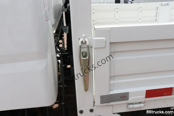Foton Ollin Jieyun Youth Edition 132 hp 4X2(6 wheels) 3.83m Half-row Flatbed Light Truck (China VI) Body (3) | 86Trucks