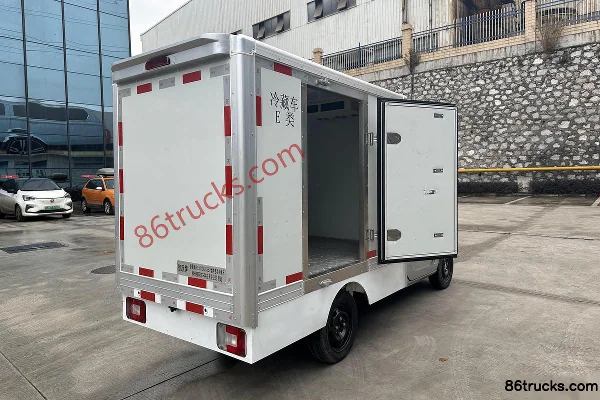 Wuling E10 Practical 0.8T 1.92m Pure Electric Refrigerated Truck (Zhiyue) 9kWh 4X2(6 wheels) Chassis (1) | 86Trucks