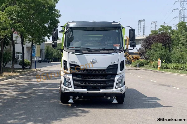 Dongfeng Liuqi New Chenglong M3 4X2(6 wheels) Electric Multi-function Dust Suppression Truck (XCMG) 280kWh Exterior (2) | 86Trucks