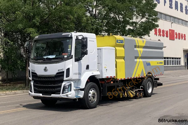 Dongfeng Liuqi New Chenglong M3 4X2(6 wheels) Electric Washing and Sweeping Truck (XCMG) 280kWh Exterior (3) | 86Trucks