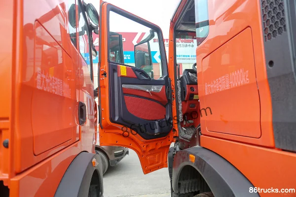 Sinotruk HOWO TX7 camion lourd 480 ch 6X4(10 roues) tracteur routier LNG Cabine (1) | 86Trucks