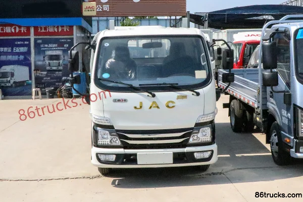 JAC Yunduoduo N3 140 ch 4X2(6 roues) 3,37 m cabine avancée avec plate-forme à ridelles, camion léger Extérieur (2) | 86Trucks