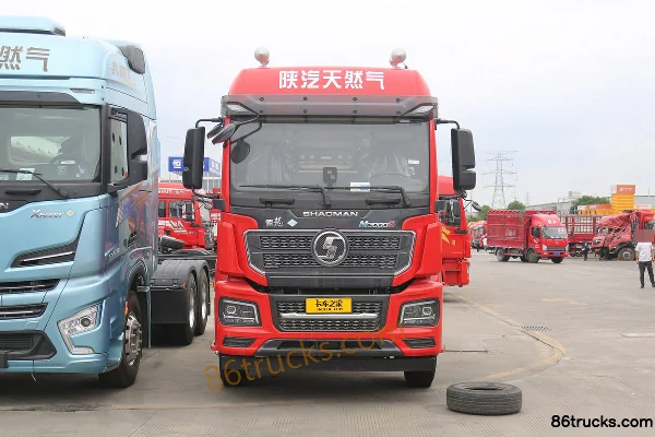 SHACMAN Delong M3000S Elite Edition 480hp 6X4(10 wheels) CNG Tractor Truck Exterior (2) | 86Trucks