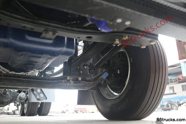 SHACMAN Delong M3000S Elite Edition 480hp 6X4(10 wheels) CNG Tractor Truck Chassis (3) | 86Trucks