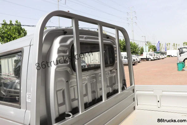 Foton Xiangling V1 1.6L 122 ch 4X2(6 roues) essence 2,3 m plateau biplace (roue arrière simple) (China VI) Carrosserie (1) | 86Trucks