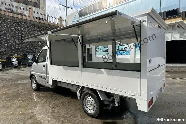 Wuling Rongguang Small Truck 1.5L 102 hp 4X2(6 wheels) gasoline 2.84m single-row sales truck Body (3) | 86Trucks