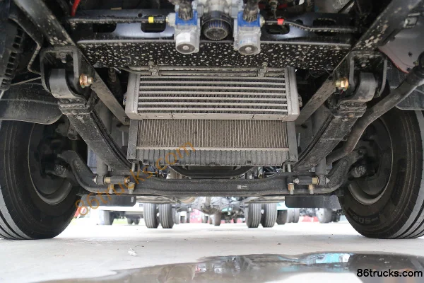 Foton Times Linghang G5 2.7L CNG 190 hp 4X2(6 wheels) WLY 6-speed 4.17m Single Row Flatbed Light Truck Chassis (1) | 86Trucks