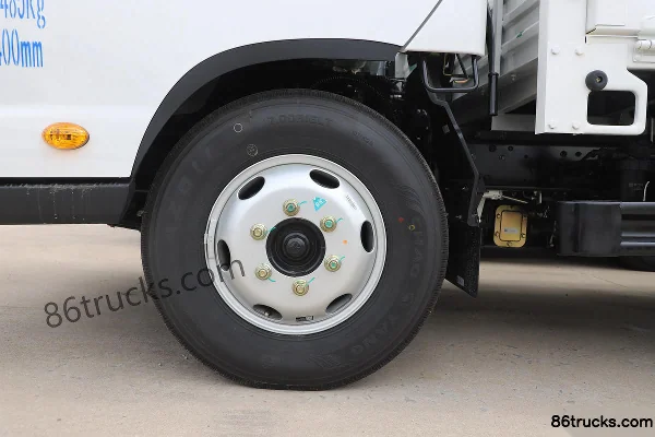 Foton Aoling Jieyun édition jeunesse illimitée 146 ch 4X2(6 roues) 3.655 m plateau à ridelles cabine simple camion léger Châssis (2) | 86Tru
