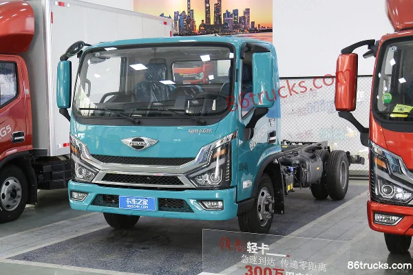 Foton Times Leader G6 150hp 4X2(6 wheels) 3.8m Semi-row Van Truck Exterior (3) | 86Trucks