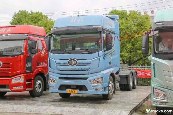 FAW Jiefang J7 camion lourd édition classique 530 ch 6X4(10 roues) tracteur routier LNG à boîte automatique Extérieur (3) | 86Trucks