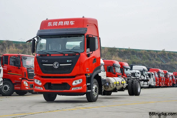 Dongfeng Tianjin KR PLUS 2025 Edition 6.7L LNG 280hp 4X2(6 roues) Fast Gear 8-speed single gas tank 9.8m box truck Extérieur (3) | 86Trucks