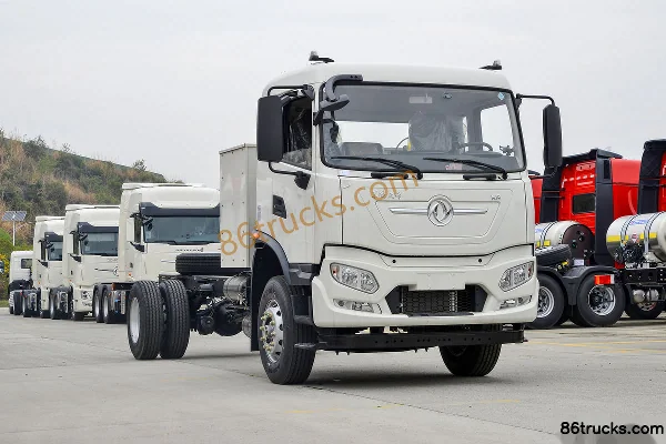 Dongfeng Commercial Vehicle Tianjin KR 4X2(6 wheels) Electric Sweeper Truck 160kWh Exterior