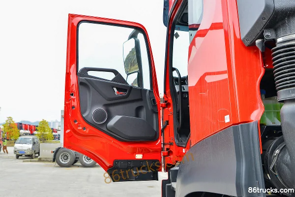 Dongfeng Commercial Vehicle Tianlong KL tracteur routier LNG 480 ch 6X4(10 roues) (ralentisseur hydraulique) Cabine (1) | 86Trucks