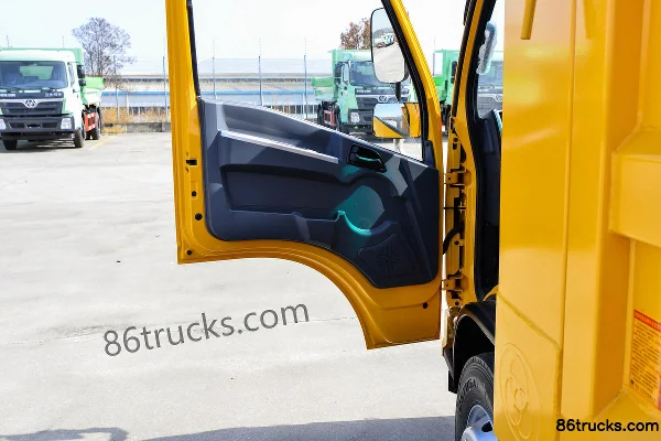 Sanhuan Shitong New Chuangke 2.5L Diesel 160hp 4X2(6 wheels) Fast Gear 8-speed 3.2m single-row dump truck Cab (2) | 86Trucks