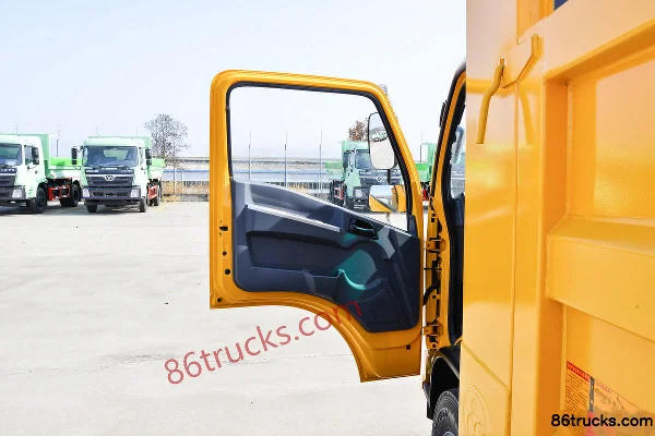 Sanhuan Shitong New Chuangke 2.5L Diesel 160hp 4X2(6 wheels) Fast Gear 8-speed 3.2m single-row dump truck Cab (1) | 86Trucks