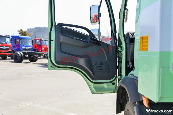 Sanhuan Shitong Chuangke 160 hp 4X2(6 wheels) 4.2m Dump Truck Cab (2) | 86Trucks