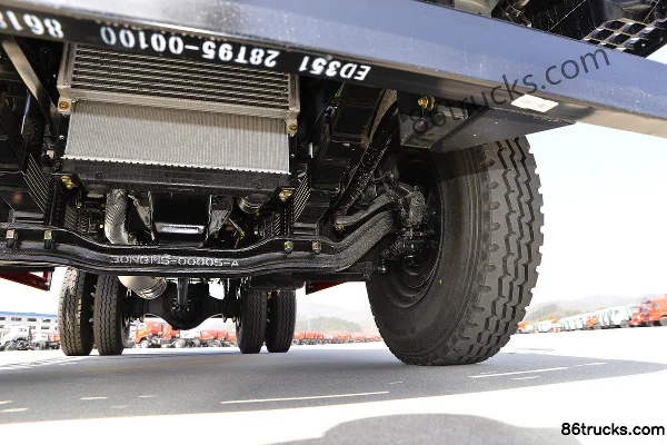 Sanhuan Shitong T3 Chuangke Engineering Edition 130hp 4X2(6 wheels) 4.2m Dump Truck Chassis (3) | 86Trucks