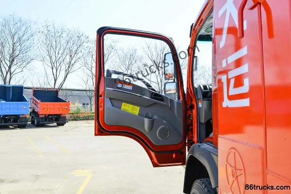 Dayun G5 Composite 160 hp 4X2(6 wheels) 4m dump truck Cab (1) | 86Trucks