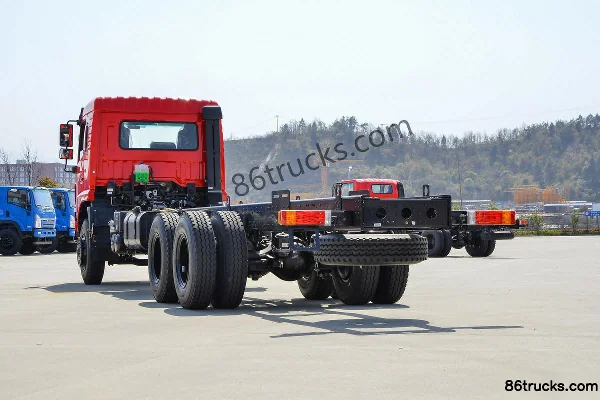 Sanhuan Shitong Xin Haolong 270 hp 6X4(10 wheels) Truck-mounted Crane Transport Truck (Shitong Brand) Exterior (3) | 86Trucks