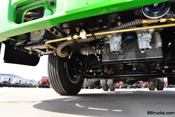 Sanhuan Shitong Chuangke 4X2(6 wheels) 3.5m Electric Enclosed Garbage Truck 89.12kWh Chassis (2) | 86Trucks