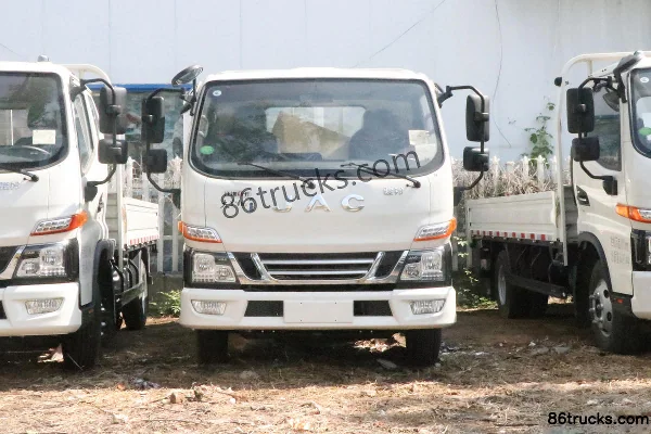JAC Junling V5 Underground Version 137 hp 4X2(6 wheels) 3.7m single-row flatbed truck Exterior (2) | 86Trucks