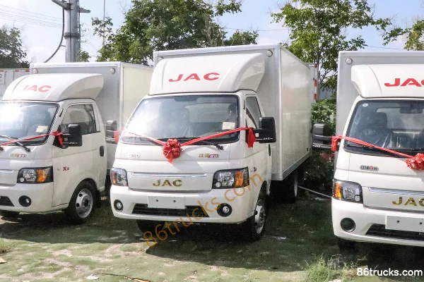 JAC Kaida X6 1.6L 122hp 4X2(6 wheels) Gasoline 3.95m Single Row Box Van Light Truck Exterior (3) | 86Trucks