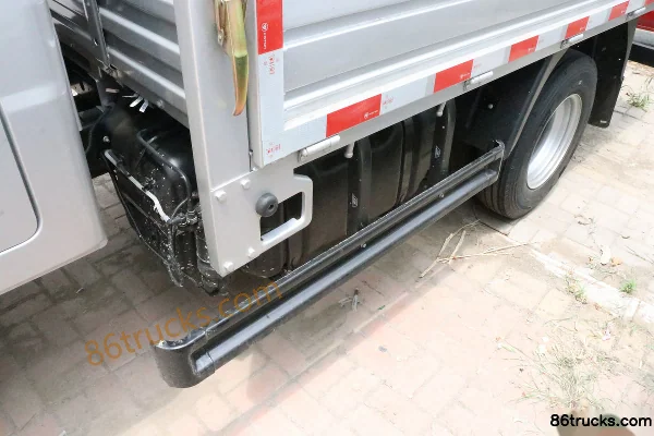 Foton Times Linghang M5 120 hp 4X2(6 wheels) 3.12m double-row flatbed light truck (China VI) Body (2) | 86Trucks