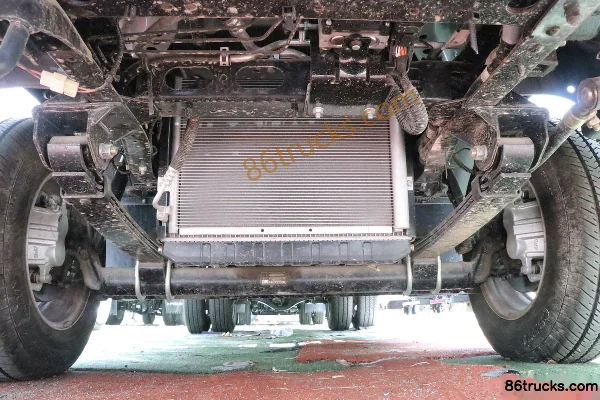 Yuejin Fuxing S80 1.8L 133 hp 4X2(6 wheels) Gasoline 3.05m Double Row Flatbed Mini Truck Chassis (1) | 86Trucks