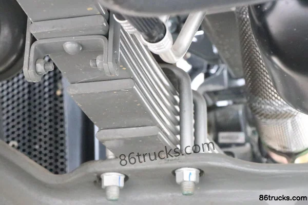 Sinotruk Sitrak G5S 330 ch 4X2(6 roues) camion frigorifique 9,5 m (plaque Long) Châssis (3) | 86Trucks