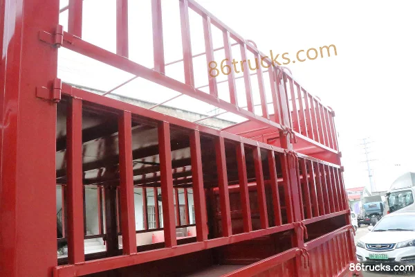 FAW Jiefang J6F 165hp 4X2(6 wheels) 4.16m Single Row Stake Truck (350 Rear Axle) Body (3) | 86Trucks
