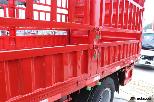 Dongfeng Furui Ka F6 129 hp 4X2(6 wheels) 4.2m Single Row Stake Truck (China VI) Body (3) | 86Trucks