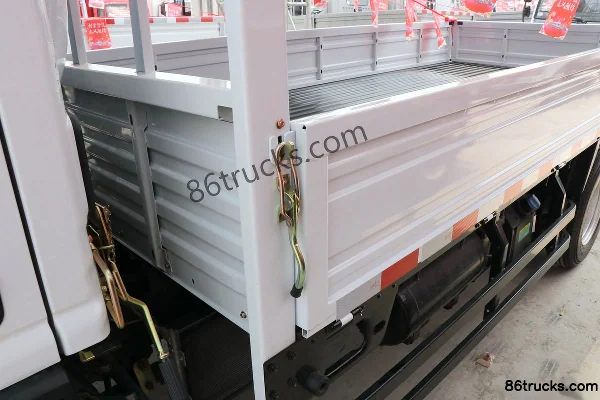 Dongfeng Fuxiaorui M5 116 ch 4X2(6 roues) 3,8 m micro camion plateau à ridelles monoplace (China VI) Carrosserie (1) | 86Trucks