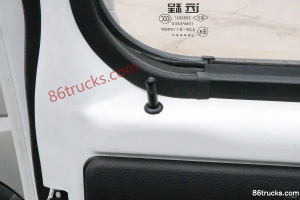 Ouling Fengrui F3 1.6L 122 ch 4X2(6 roues) essence micro camion plateau double cabine 2,56 m (China VI) (2) | 86Trucks