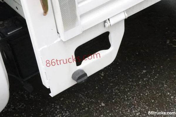 Ouling Fengrui F3 1.6L 122 ch 4X2(6 roues) essence micro camion plateau double cabine 2,56 m (China VI) Carrosserie (1) | 86Trucks