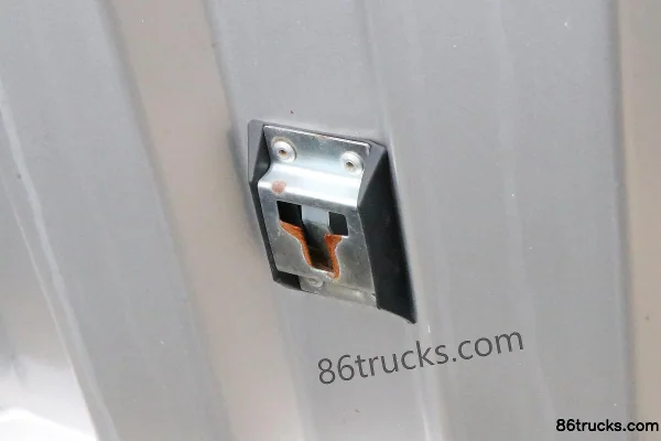 Ouling Jinlika II 2.0L 150 hp 4X2(6 wheels) gasoline 3.7 m single-row van light truck Body (3) | 86Trucks