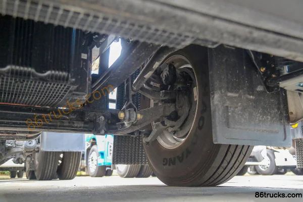 Foton Auman Galaxy Southern Version 580hp 6X4(10 wheels) LNG Automatic Tractor Truck (Hydraulic Retarder) Chassis (3) | 86Trucks