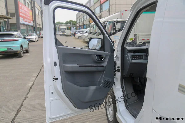 FARIZON Xingxiang V7E version économique 3T 5,305 m fourgon de transport électrique pur 48,38 kWh Cabine (1) | 86Trucks