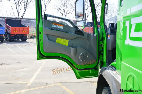 Dayun G5 140hp 4X2(6 wheels) 3.75m dump truck (Fast Gear 8-speed) Cab (2) | 86Trucks