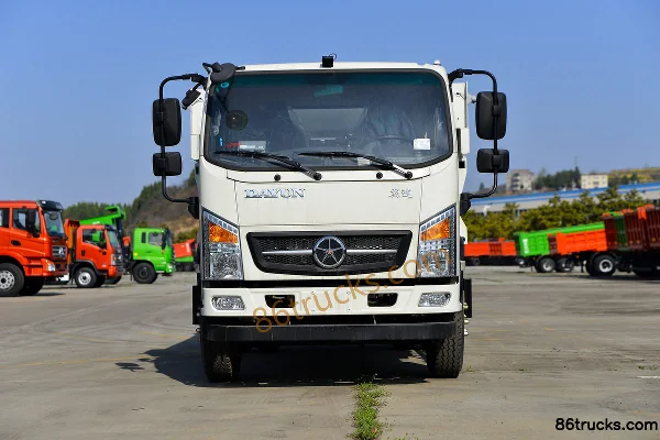 Dayun Yitu 143hp 4X2(6 wheels) 3.9m Dump Truck Exterior (2) | 86Trucks