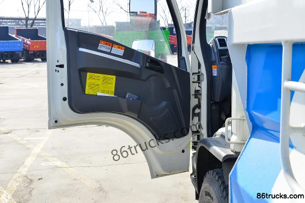 Dayun Yitu 143hp 4X2(6 wheels) 3.9m Dump Truck Cab (2) | 86Trucks