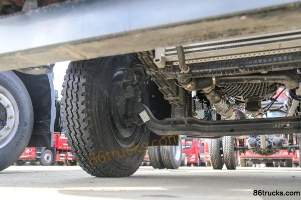 Dongfeng Commercial Vehicle Tianjin VR 210hp 4X2(6 wheels) 6.2m drop-side cargo truck (China VI) Chassis (2) | 86Trucks
