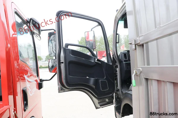 Sinotruk V2 137hp 4X2(6 wheels) 4.15m Single Row Stake Truck (China VI) (WLY 6-speed) Cab (1) | 86Trucks