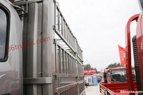 Sinotruk V2 137hp 4X2(6 wheels) 4.15m Single Row Stake Truck (China VI) (WLY 6-speed) Body (1) | 86Trucks
