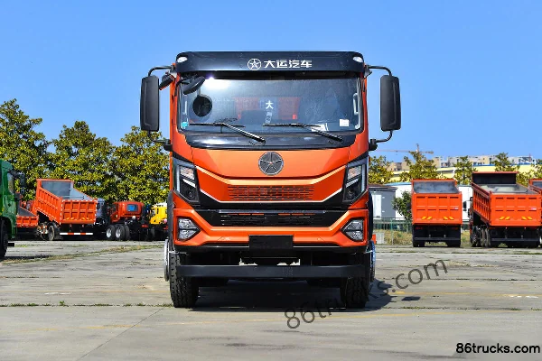 Dayun Yunlong Composite 240 hp 6X2(8 wheels) 4.8m Dump Truck (Lift Axle) Exterior (2) | 86Trucks