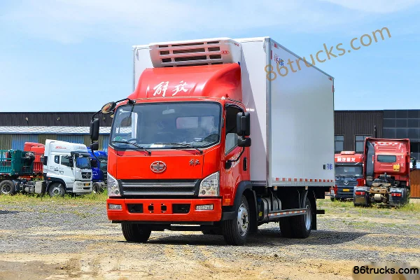 FAW Jiefang Hu VH 160hp 4X2(6 wheels) 5.16m Refrigerated Truck Exterior (3) | 86Trucks