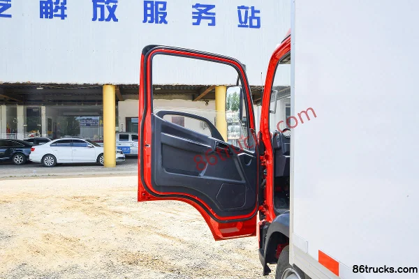 FAW Jiefang Hu VH 160hp 4X2(6 wheels) 5.16m Refrigerated Truck Cab (1) | 86Trucks