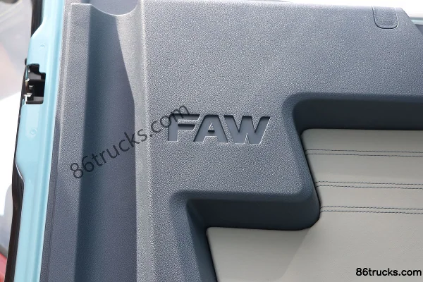 FAW Jiefang Qingdao JH6 Heavy Truck 680hp 6X4(10 wheels) AMT Automatic Tractor Truck (457 Welded Axle) Cab (3) | 86Trucks