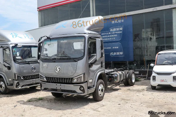 SHACMAN Commercial Vehicle Delong G300 163 hp 4X2(6 wheels) 4.18m single-row stake truck (light truck) Exterior (2) | 86Trucks