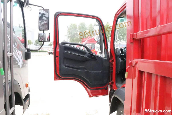 Sanhuan Shitong New Chuangke Composite Edition 160hp 4X2(6 wheels) 4.18m single-row stake truck Cab (1) | 86Trucks